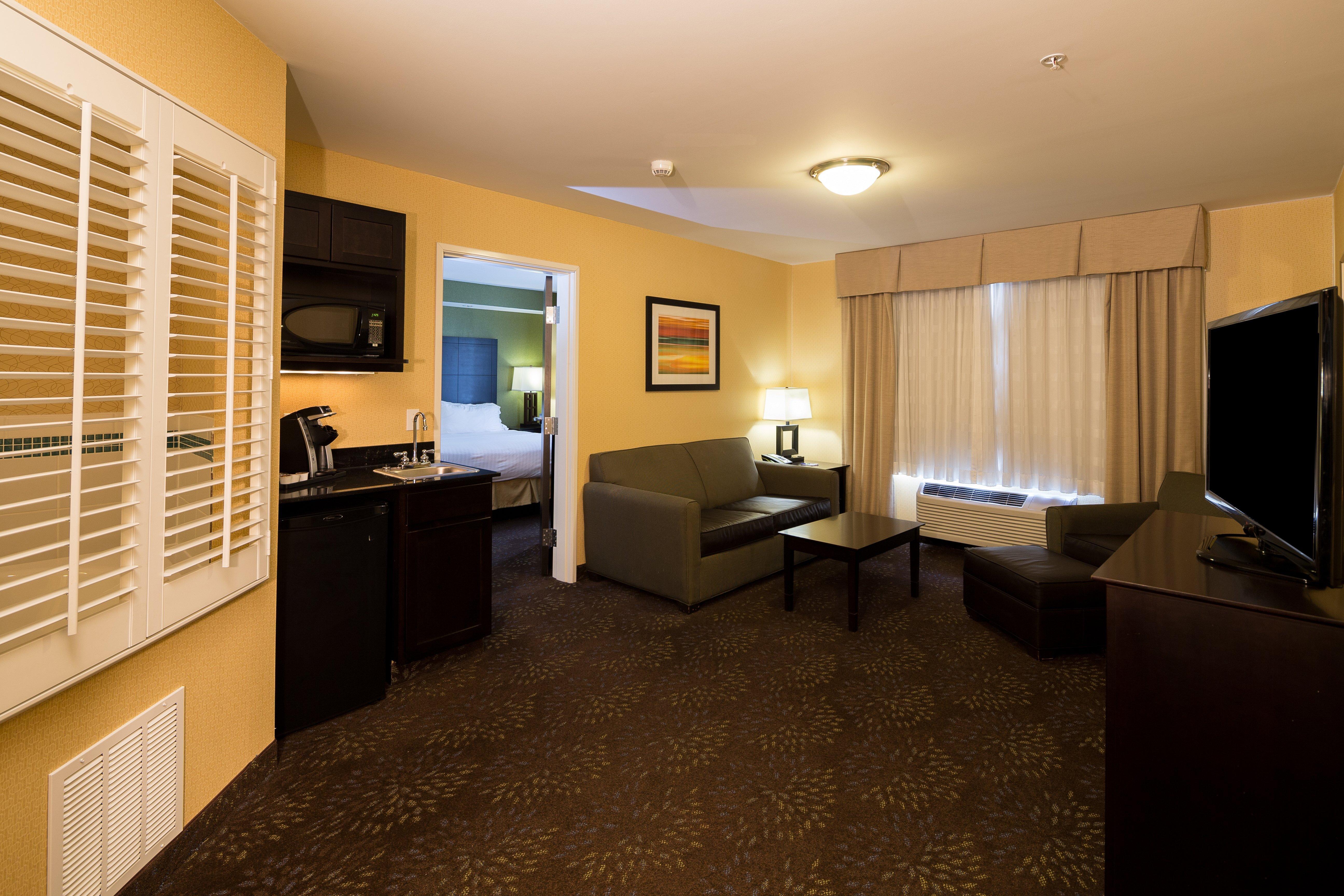 Holiday Inn Express And Suites Detroit North-Troy By Ihg Eksteriør billede